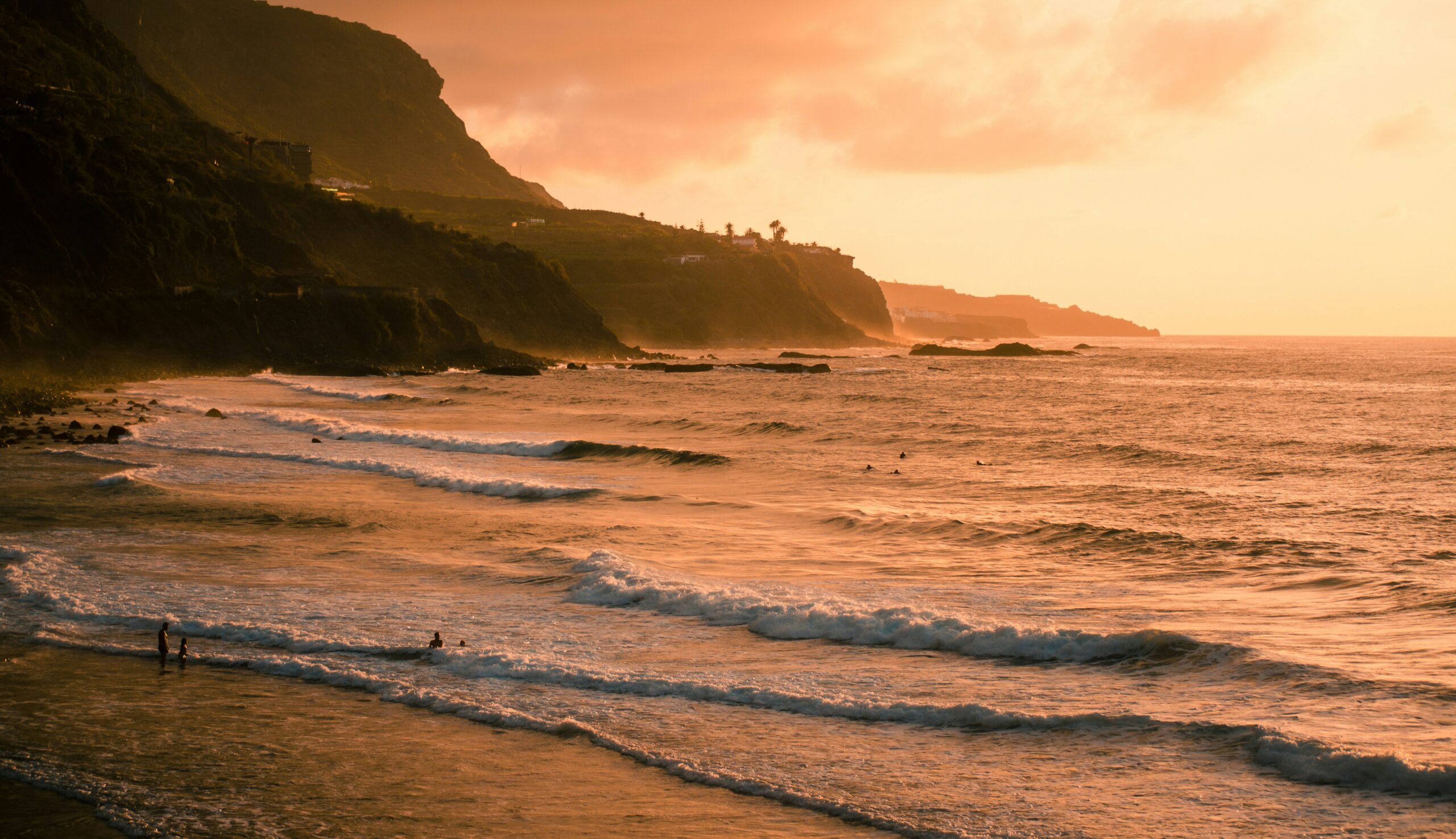 cristian-palmer-YC3TaxjO_a4-unsplash