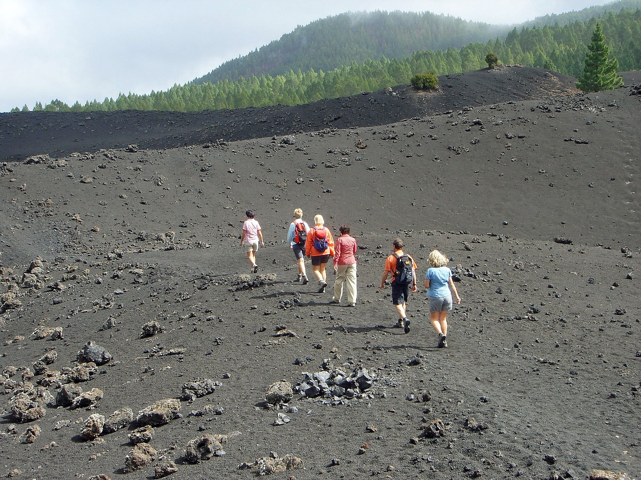 hike-663337_1280