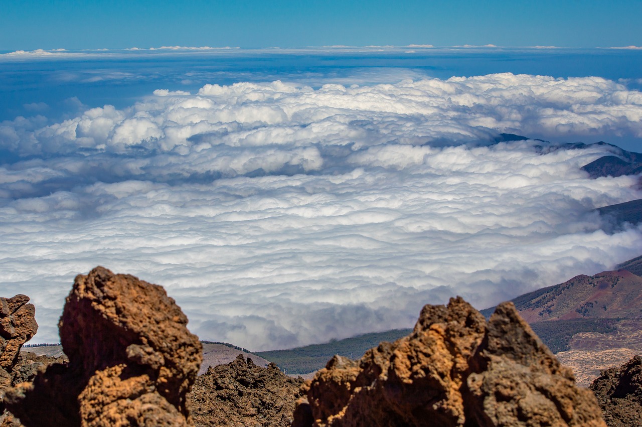 mountains-3697787_1280